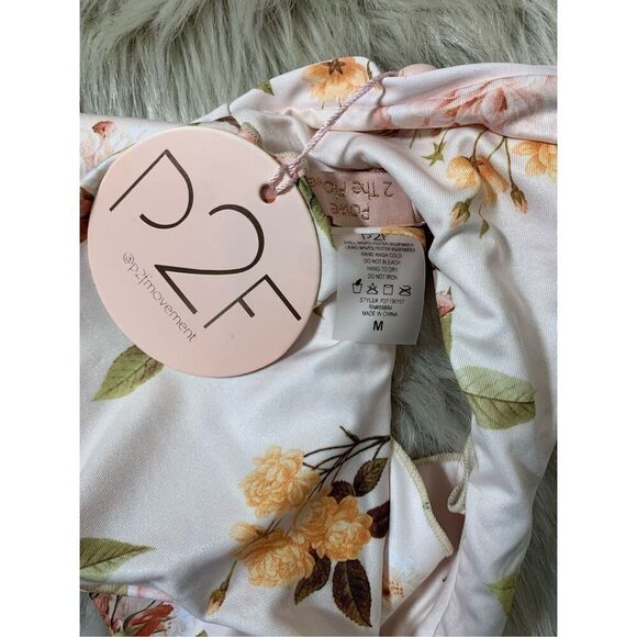 NWT P2F Bikini Floral Swimsuit Top Medium - Picture 4 of 4